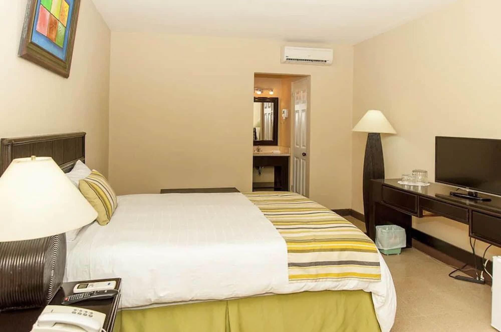 Coco Beach Hotel Exterior photo