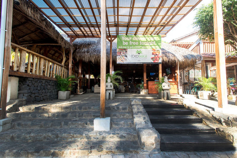Coco Beach Hotel Exterior photo